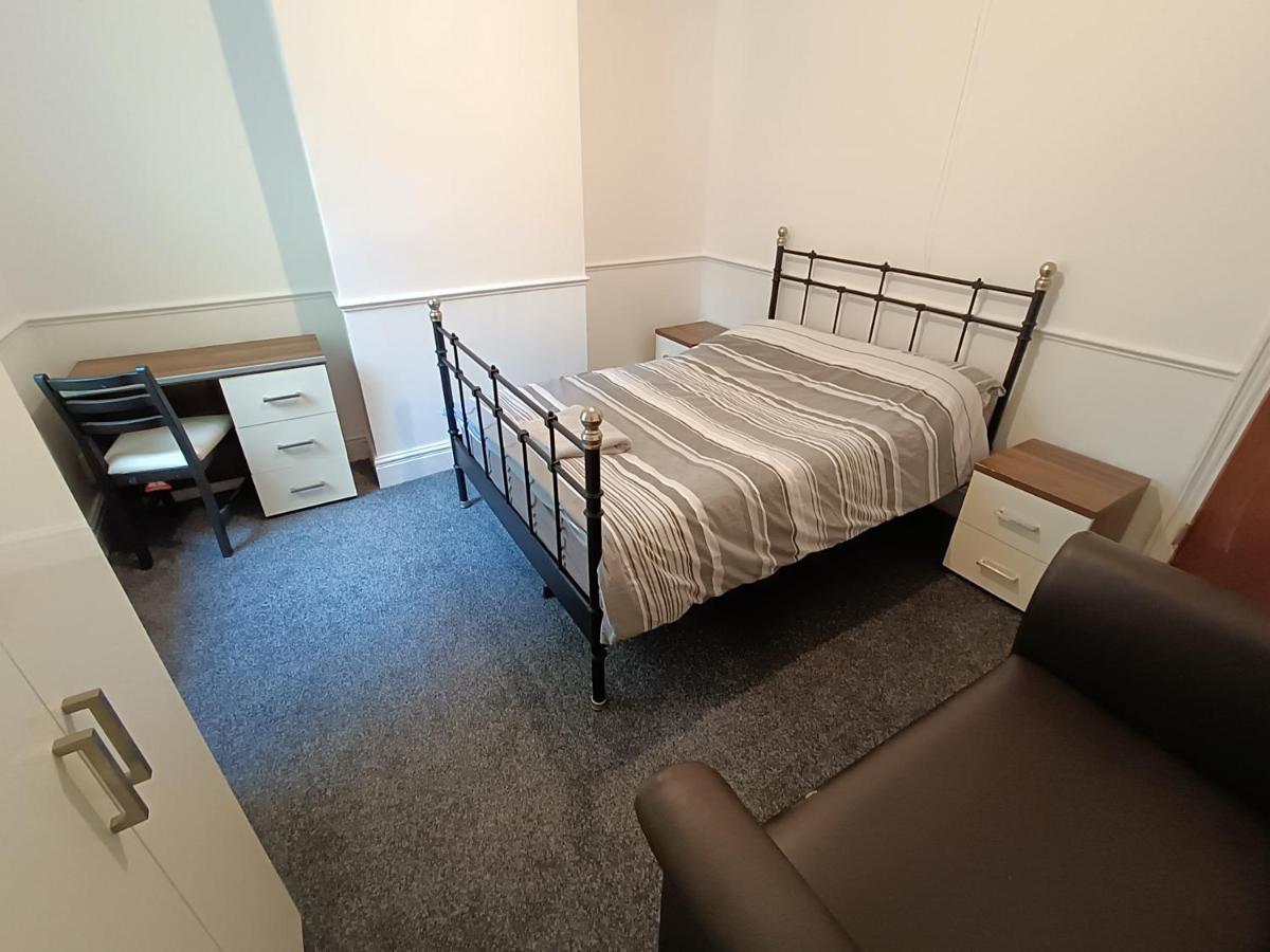 Johnson Road Near Erdington Station Homestay